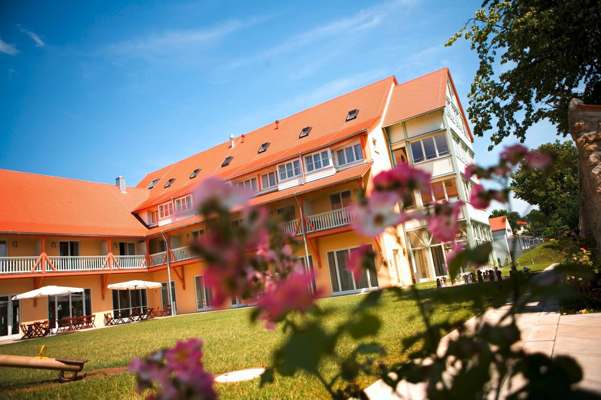 Jufa Hotel Nördlingen Zewnętrze zdjęcie