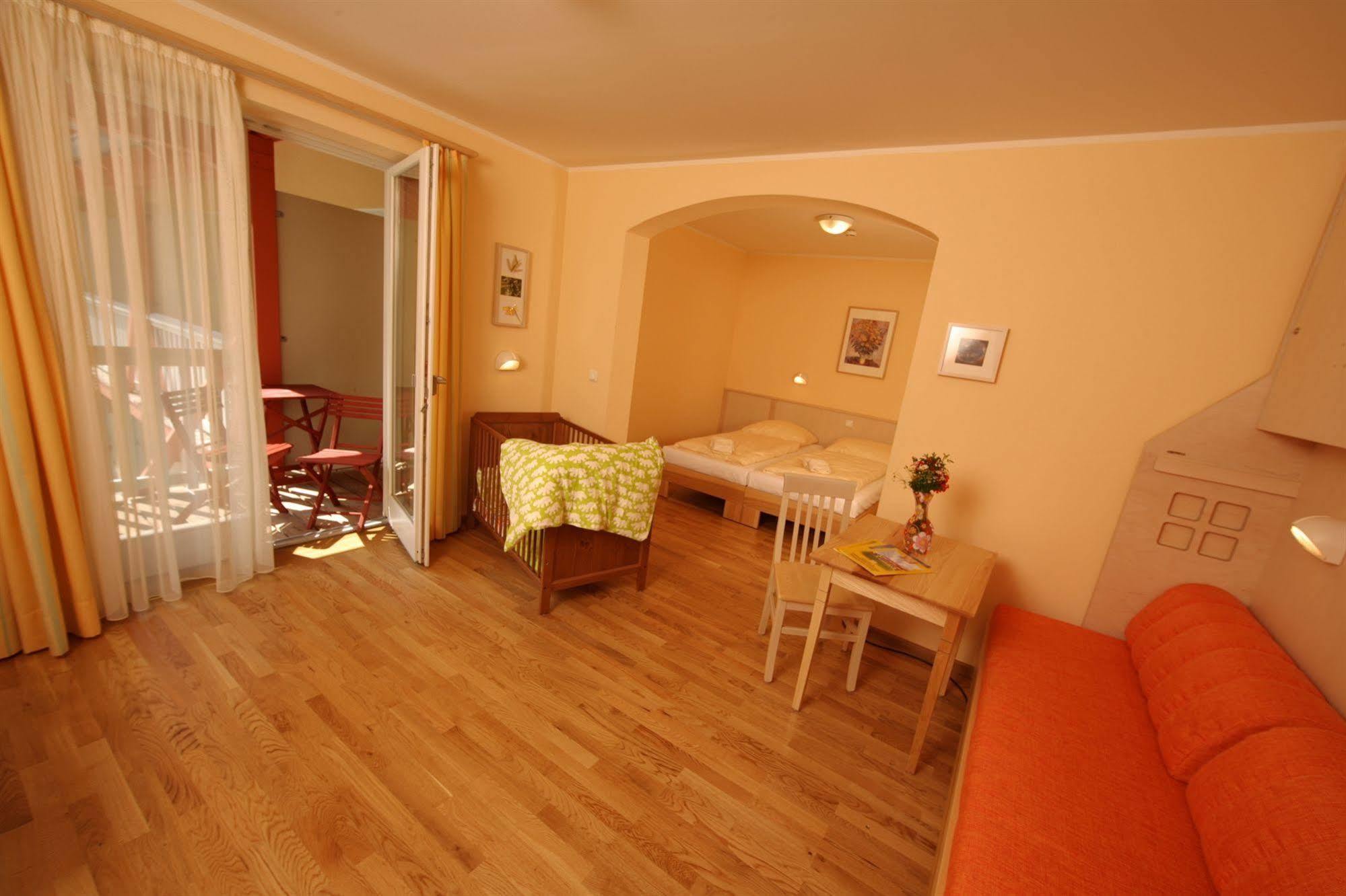 Jufa Hotel Nördlingen Zewnętrze zdjęcie